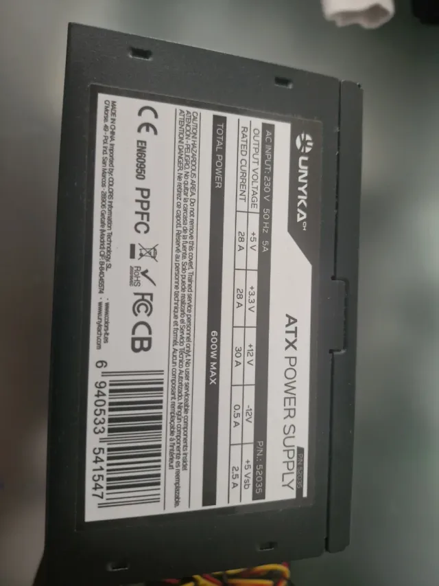 Fuente de Alimentación J&K PC