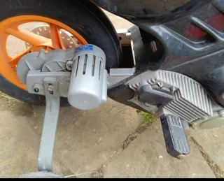 Moto eléctrica infantil