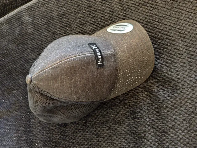 Gorra Hurley Snapback Gris y Negra