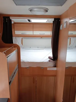 Autocaravana roller team capuchina 6 plazas