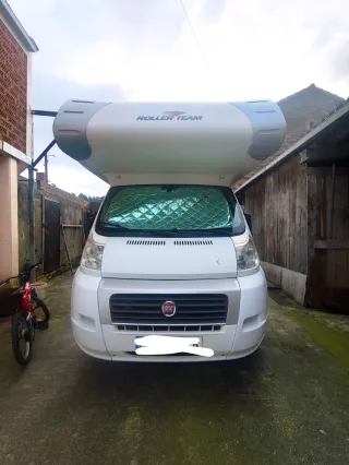 Autocaravana roller team capuchina 6 plazas