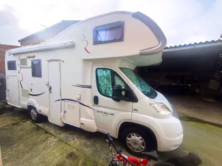 Autocaravana roller team capuchina 6 plazas