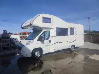 Autocaravana roller team capuchina 6 plazas