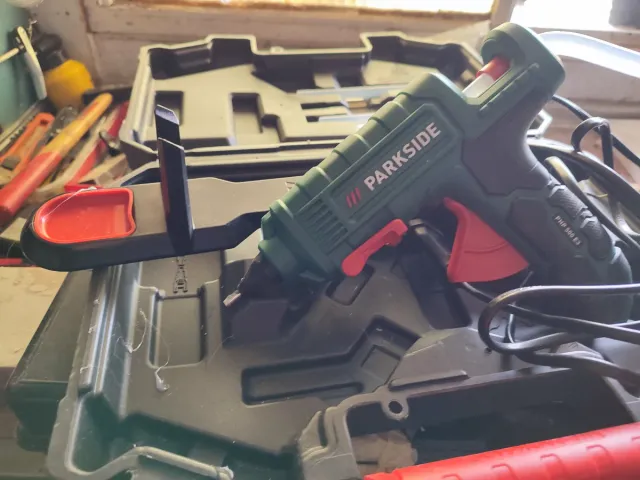 Pistola de silicona Parkside