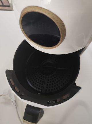 Freidora de Aire Bergner 2.0 L/ Air Fryer