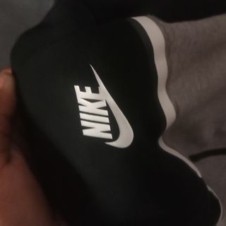 Chándal Nike Tech Gris y Negra