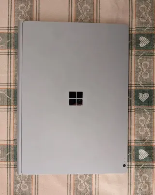 Microsoft Surface Book i5