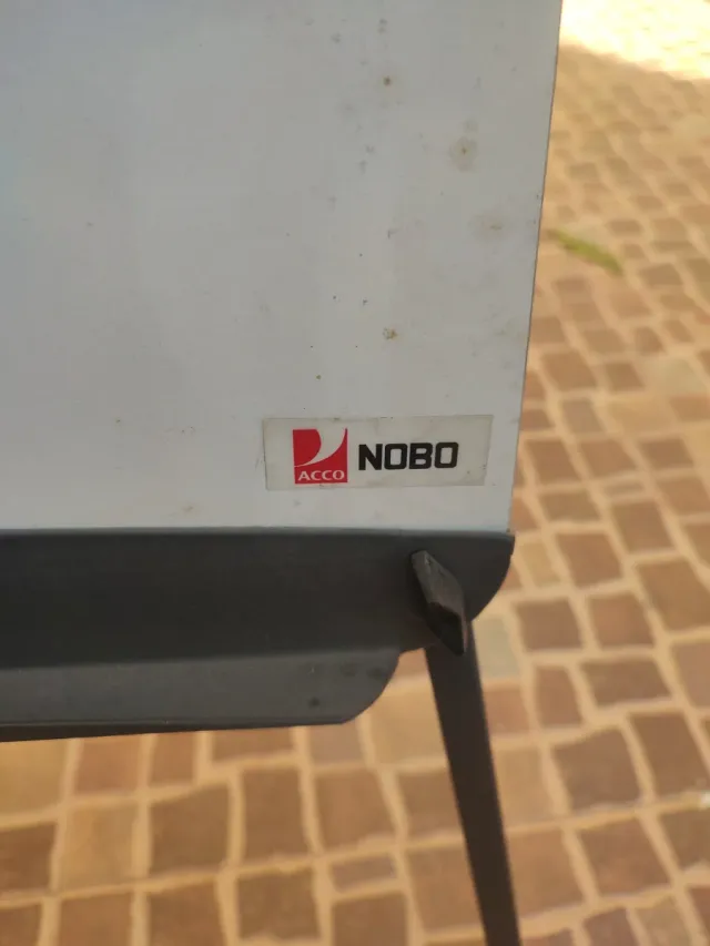 Pizarra blanca para rotulador Se puede regular