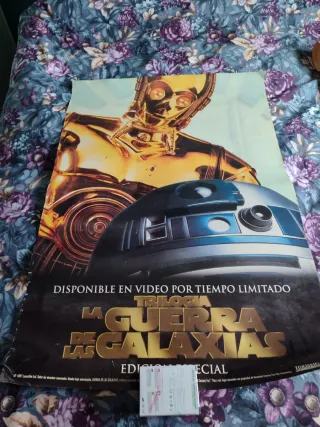 Lote de posters de merchadising de StarWars