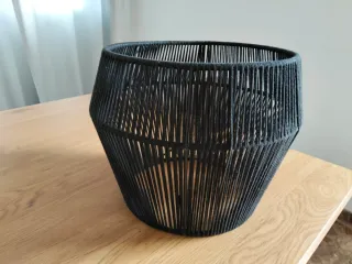 Juego de dos Lámparas de cuerda negra con portalám