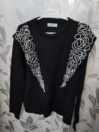 Jersey Heynikki Negro Bordado