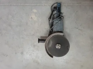 Amoladora Bosch GWS 21-230H