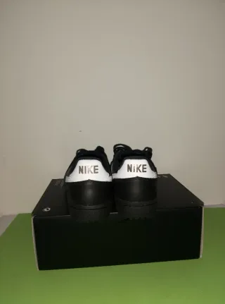 Nike Scarpe Unisex Tg 37.5 Nuove