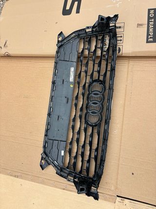 Rejilla Audi Q2 81A853651