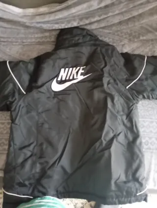Chaqueta Nike Negra