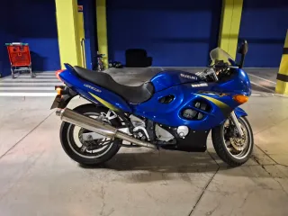 Suzuki GSX 600F año 2000 - 46.300 km - ITV vigent