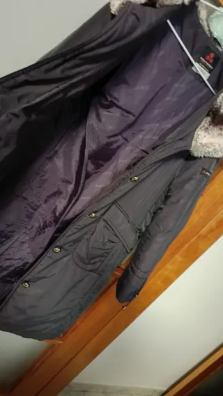 Abrigo P.A.R.K. Mujer Talla L granate con pelito