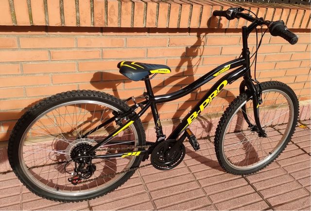 Bicicleta B-Pro Negra y Amarilla
