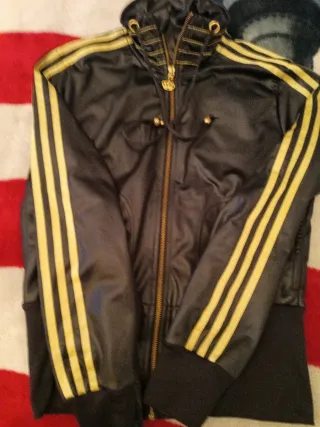 Giacca Adidas donna nera e oro