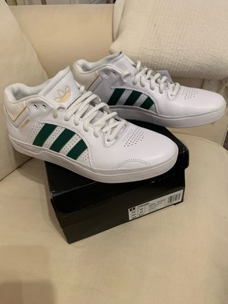 Zapatilla Adidas Tyshawn a estrenar original