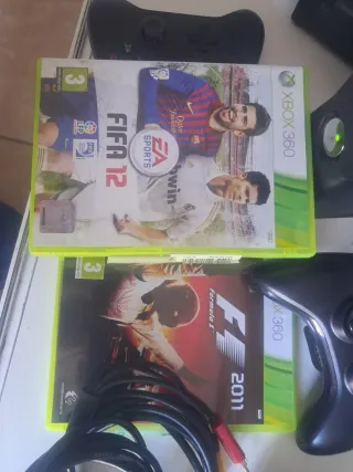 Xbox 360S 500GB Negra + Accesorios