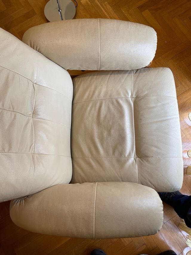 Sillón reclinable piel y madera