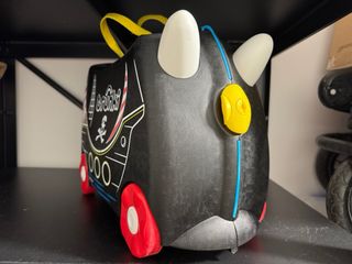 Maleta infantil Trunki pirata nueva