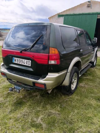 Mitsubishi Montero 1999