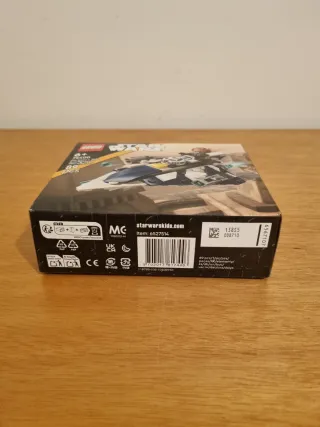 LEGO Star Wars 75400 - Plo Koon's Jedi Starfighter