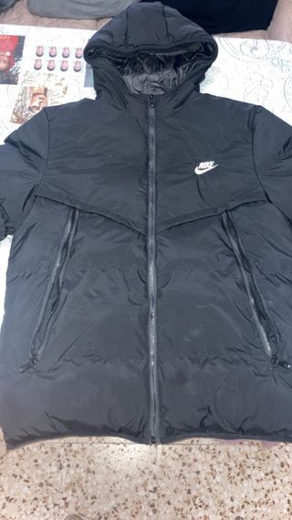 Chaqueta Nike Negra con Capucha