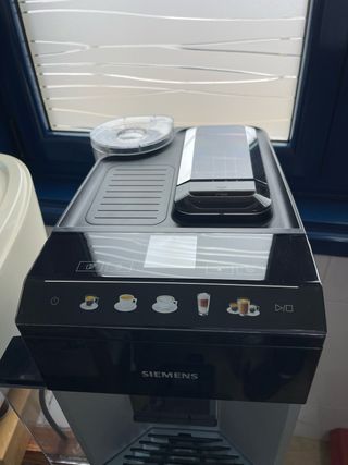 Cafetera Siemens EQ500 Integral Súper Automática