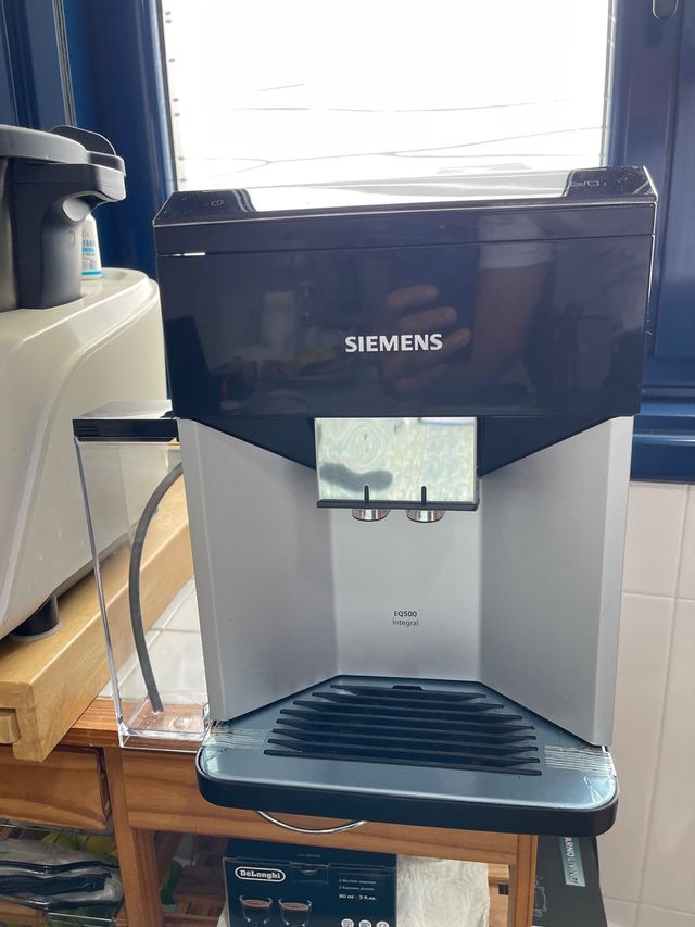 Cafetera Siemens EQ500 Integral Súper Automática