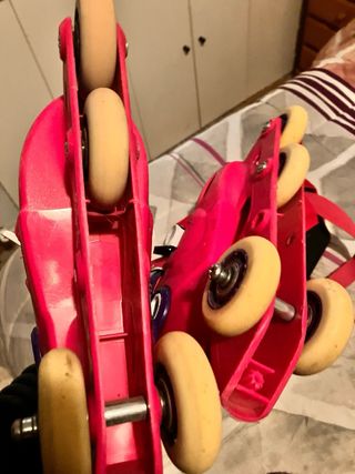 Patines en línea rosas y morados