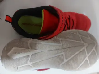 Zapatillas Skechers Talla 34 Rojas