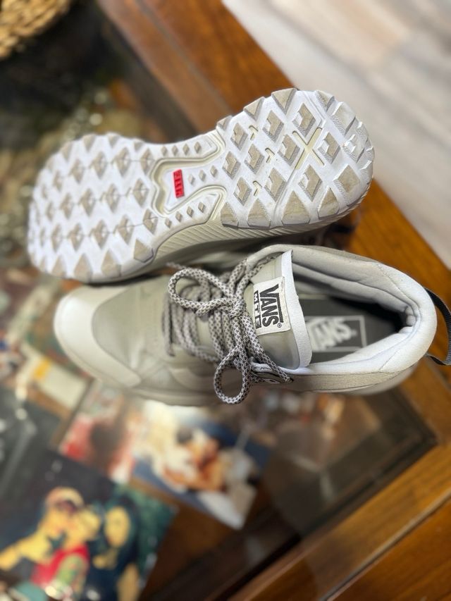 Zapatillas Vans Ultrarange MTE Gris/Blanco