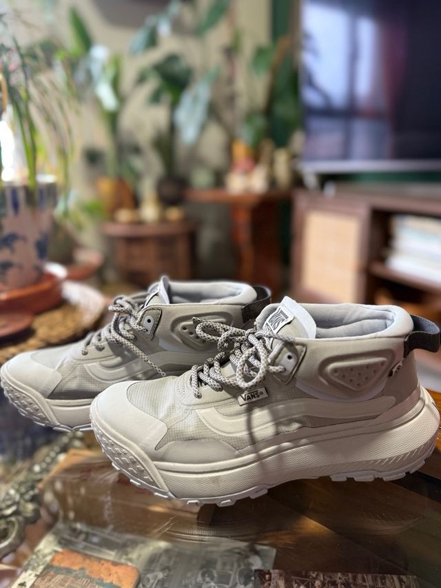 Zapatillas Vans Ultrarange MTE Gris/Blanco