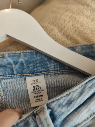 Pantalón vaquero azul claro