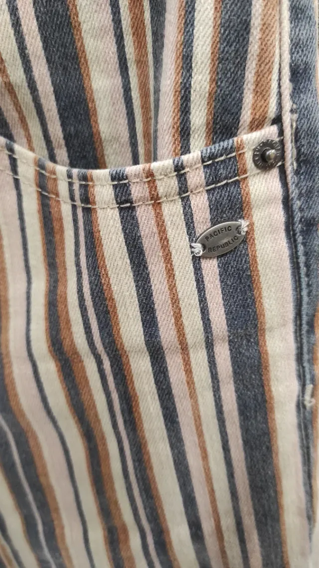 Pull&Bear pantaloni a righe taglia 34