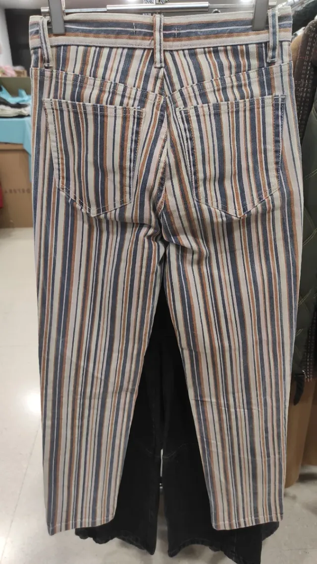 Pull&Bear pantaloni a righe taglia 34