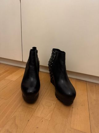 Botines Ash Tachuelas Talla 37