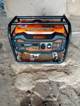 Generador Eléctrico GENERGY MG2800 funciona bien