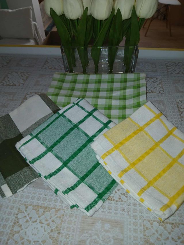 Lote Paños Cocina y Mantel Cuadros