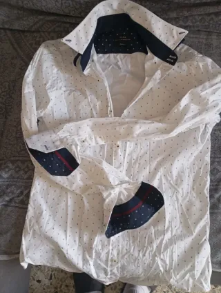Camisa Zara blanca con estampado