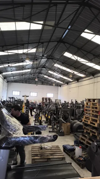 Equipo de gimnasio completo para casa