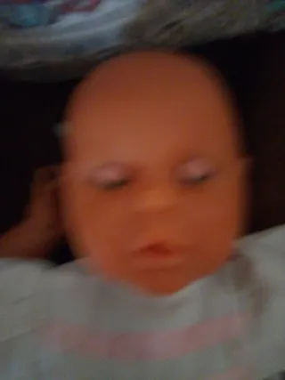 Lotto di 2 vecchie bambole neonato senza capelli