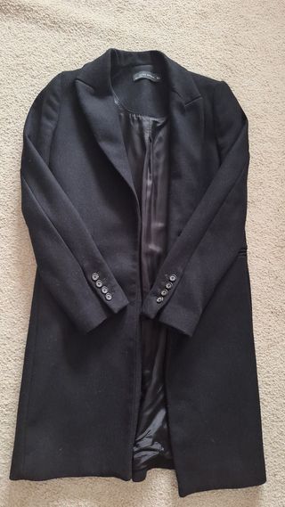 Abrigo negro mujer