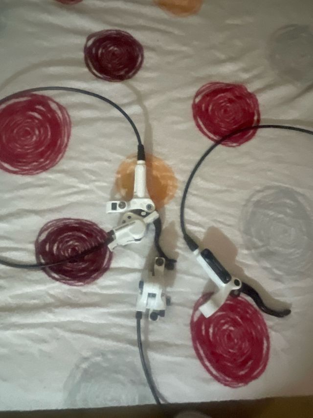 frenos de disco hidráulicos para bicicleta.