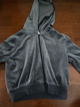 Cappotti: beige, grigio e bianco