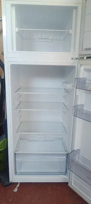 Nevera Hyundai Blanca