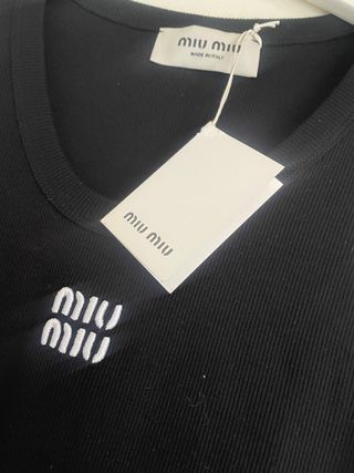 Camiseta Miu Miu Tirantes Negra Talla S